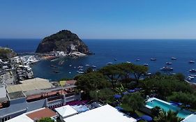 Hotel Casa Adolfo Ischia